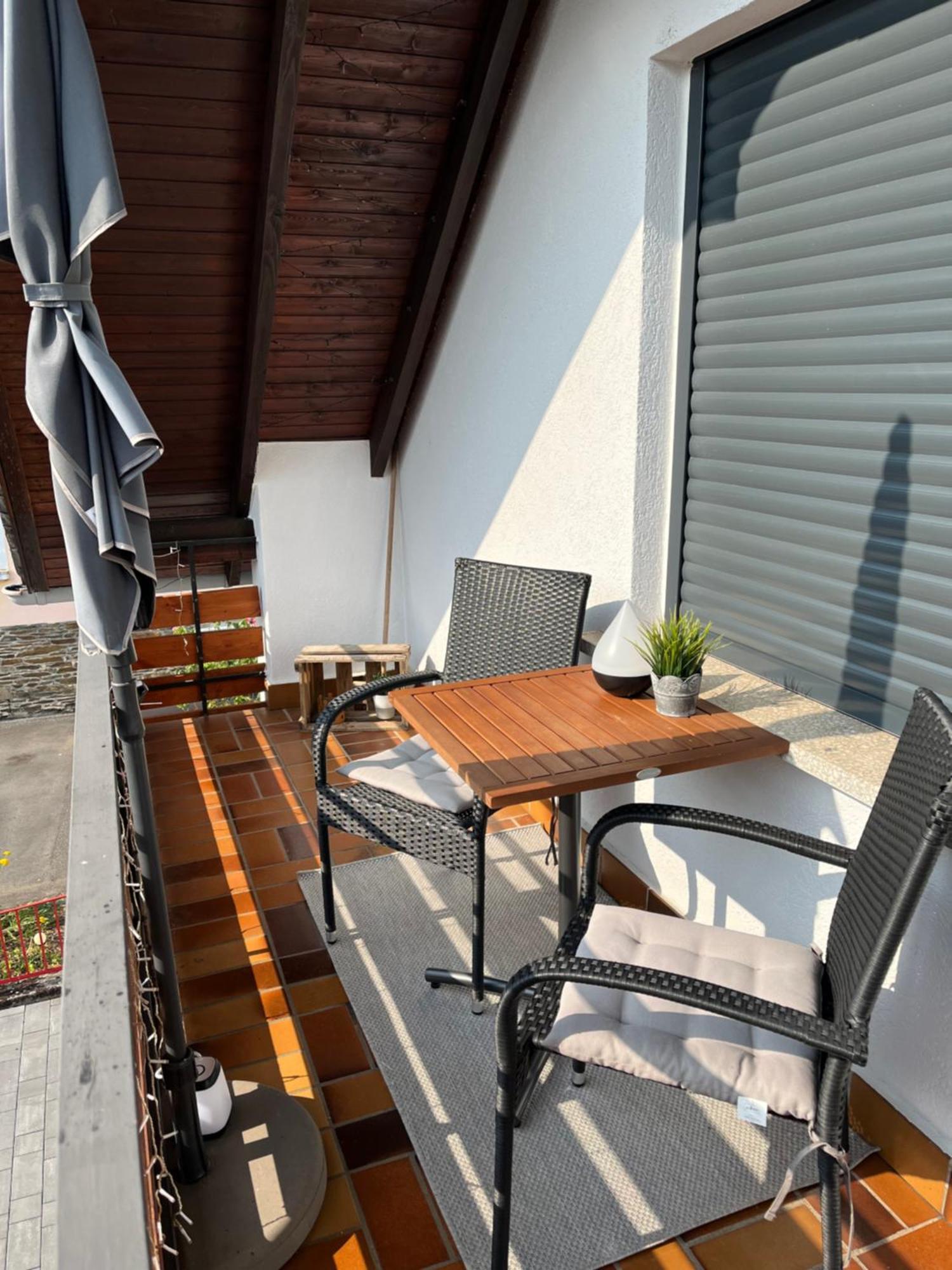 Ferienwohnung Christa Bullay Exteriör bild